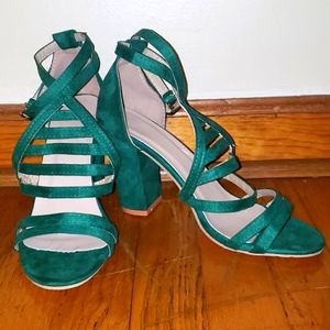 Open-toe Block Heeled Sandal